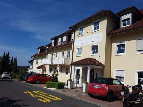 Hotels in Kist (Bavaria) .